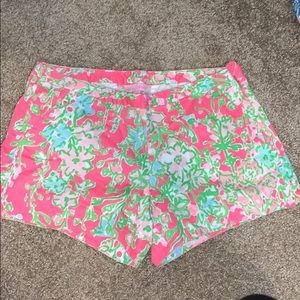 Lilly Pulitzer size 6 shorts